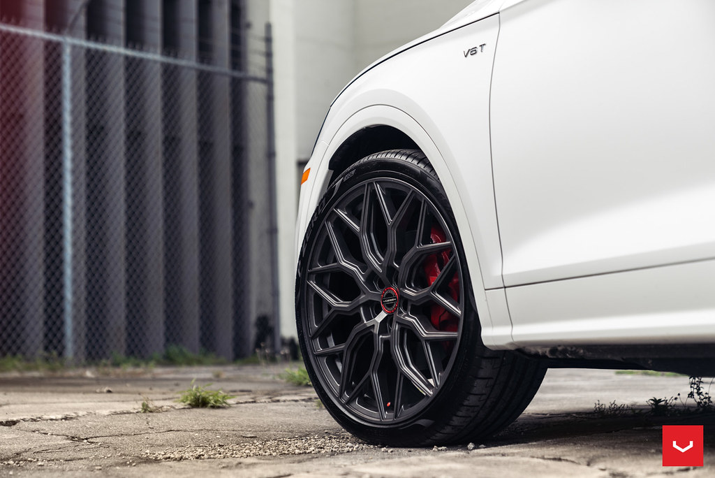photo 3 Audi SQ5 custom wheels 22x9.5, ET , tire size X R22. x ET