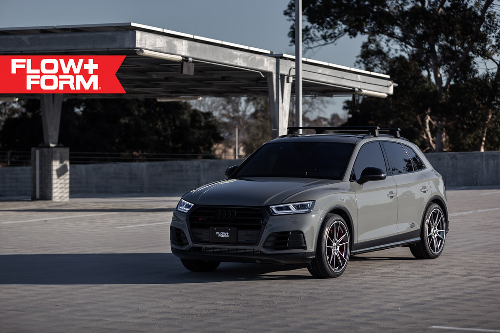 photo 7 Audi SQ5 custom wheels   x, ET , tire size X R. x ET 