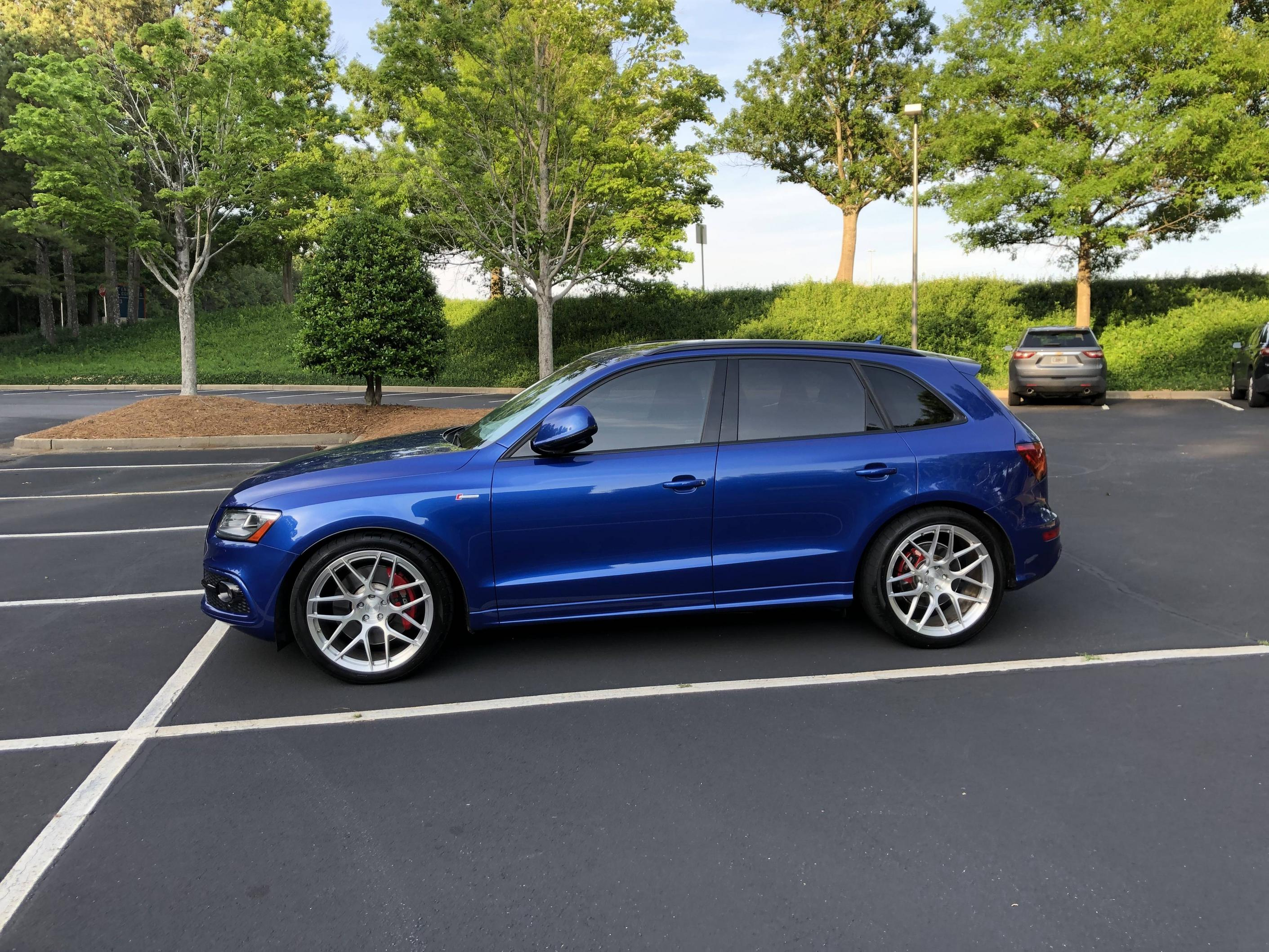 photo 1 Audi SQ5 custom wheels  KL12 21x, ET , tire size 295/35 R21. x ET 
