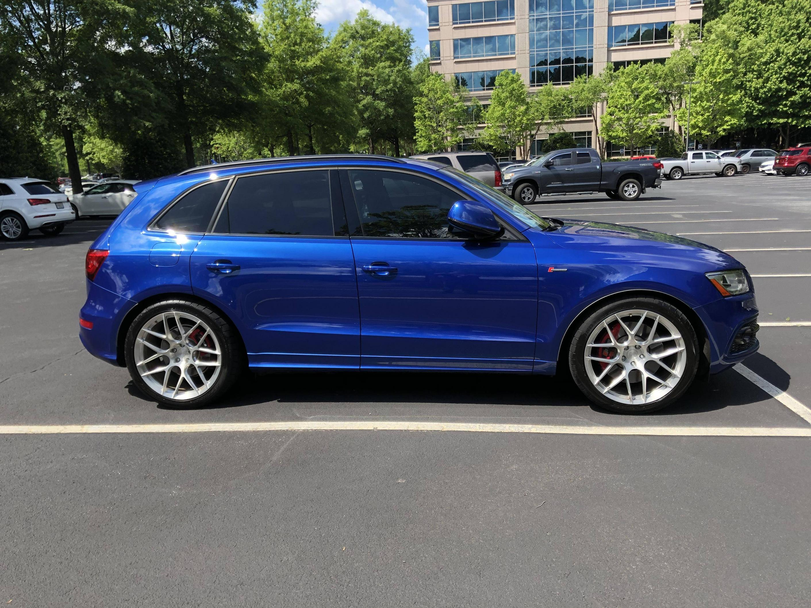 photo 2 Audi SQ5 custom wheels  KL12 21x, ET , tire size 295/35 R21. x ET 