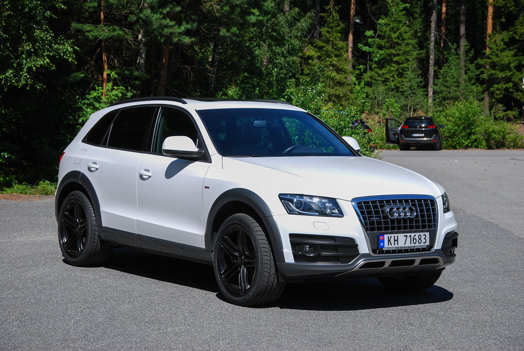 photo 1 Audi SQ5 custom wheels Q7 21x10.0, ET +29, tire size 295/35 R21. x ET