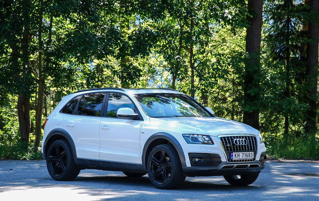 photo 2 Audi SQ5 custom wheels Q7 21x10.0, ET +29, tire size 295/35 R21. x ET