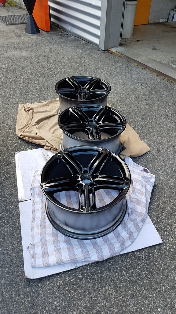 photo 6 Audi SQ5 custom wheels Q7 21x10.0, ET +29, tire size 295/35 R21. x ET