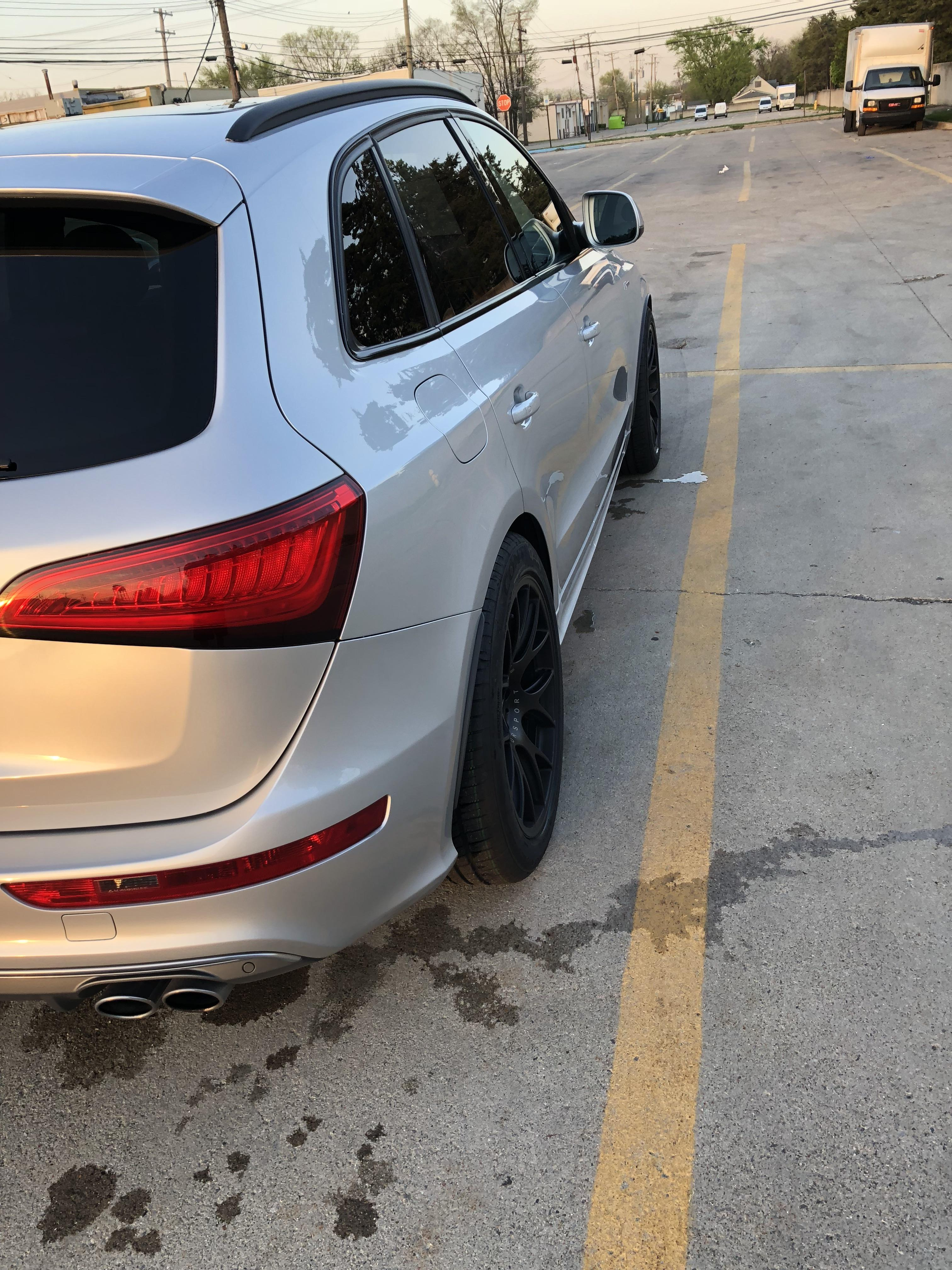 photo 3 Audi SQ5 custom wheels 20x10.5, ET +25, tire size 295/40 R20. x ET