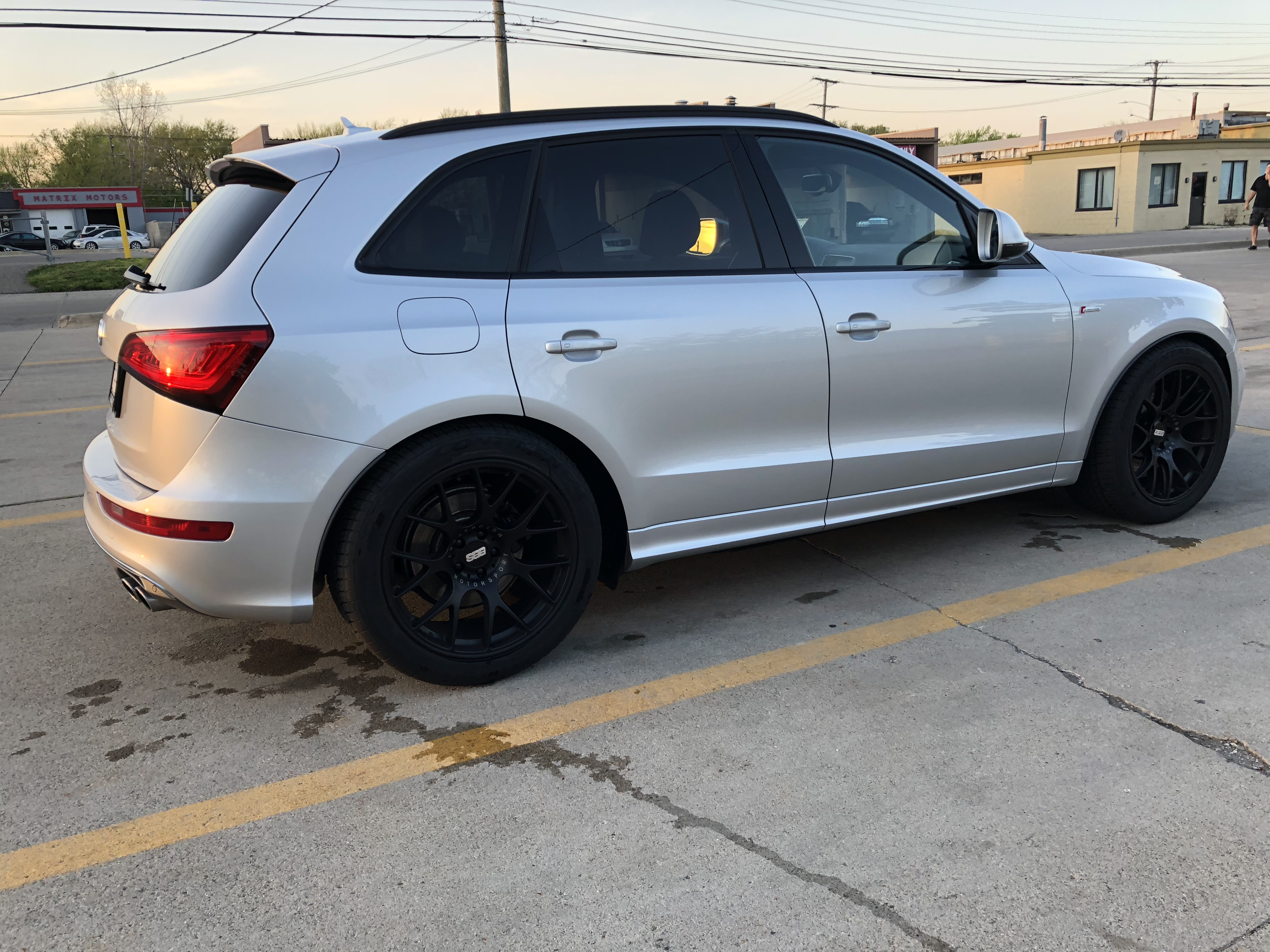 photo 4 Audi SQ5 custom wheels 20x10.5, ET +25, tire size 295/40 R20. x ET