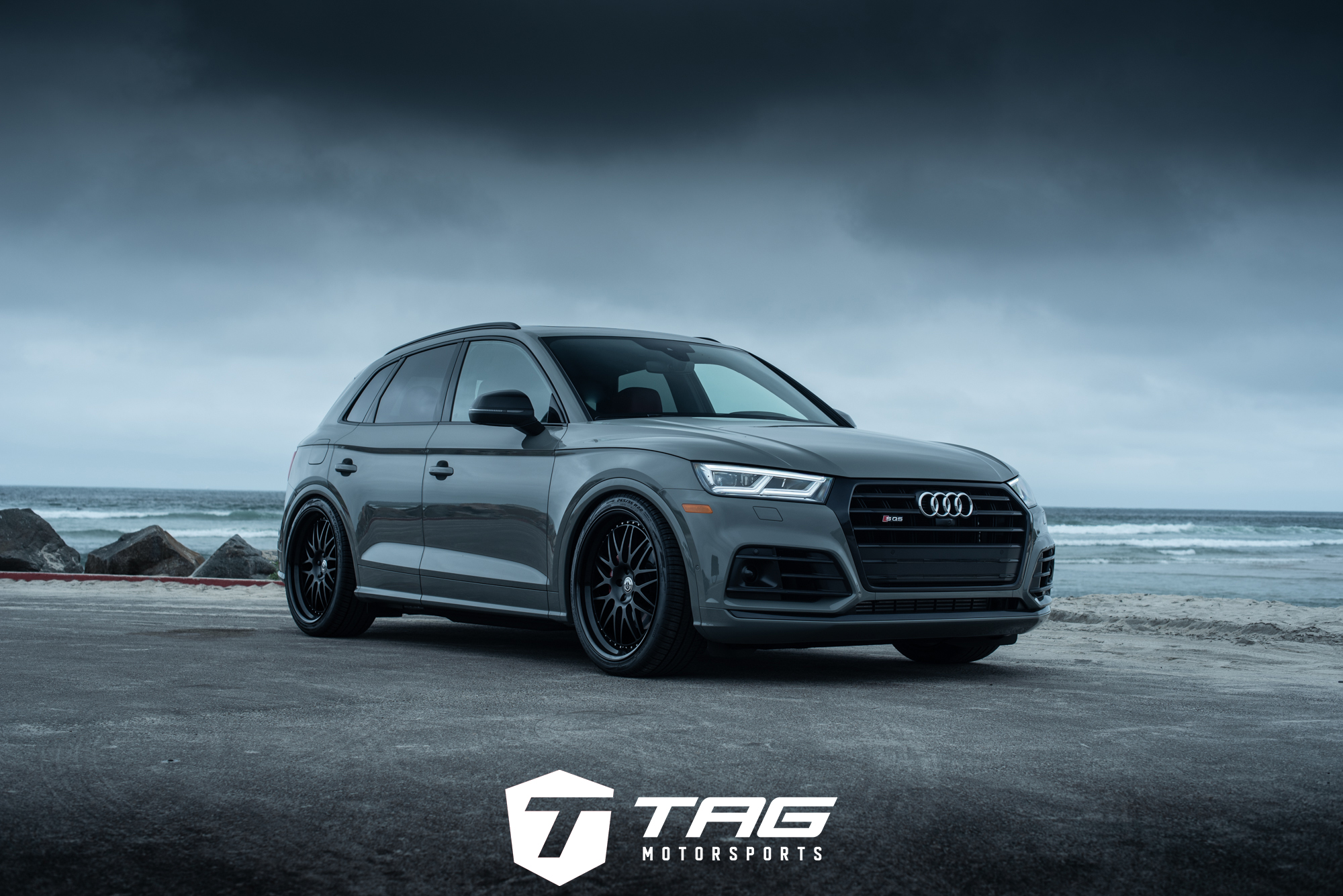photo 2 Audi SQ5 custom wheels   22x, ET , tire size 265/35 R22. x ET 