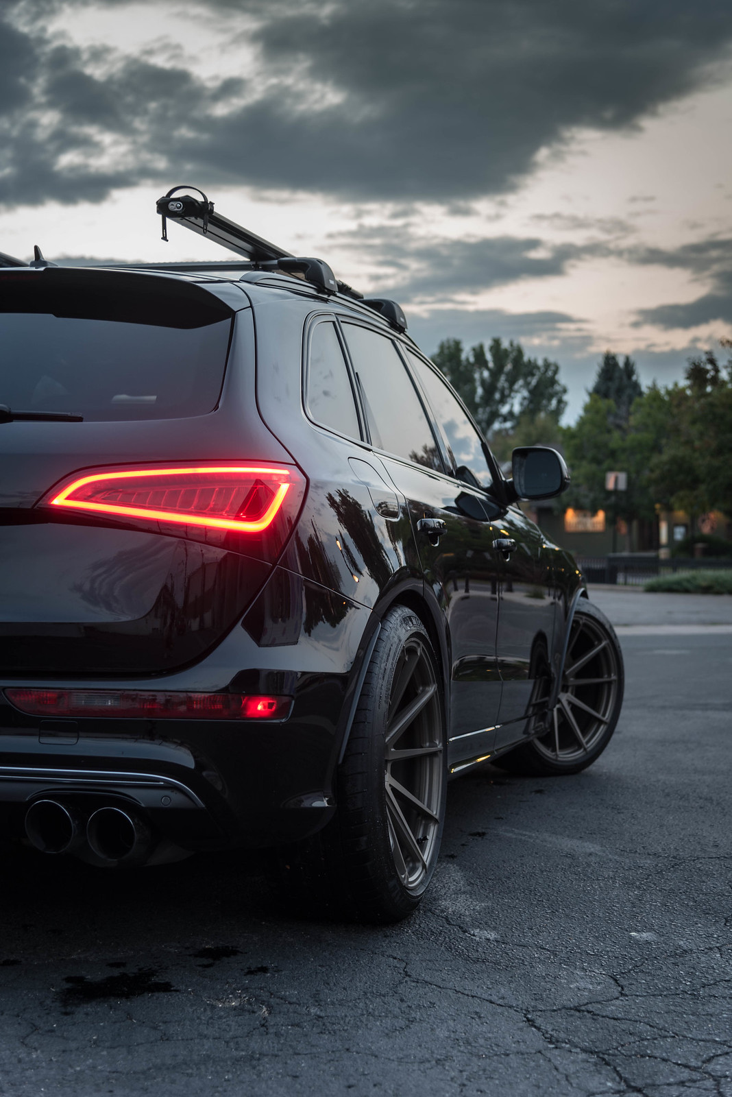 photo 1 Audi SQ5 custom wheels EH-173 21x10.5, ET +25, tire size 295/35 R21. 21x10.5 ET+20