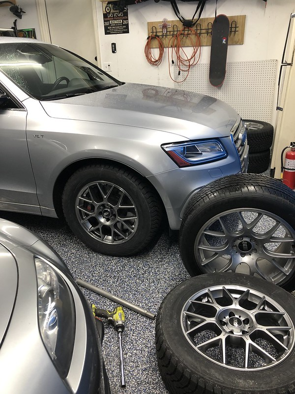 photo 1 Audi SQ5 custom wheels 18x8.0, ET , tire size 255/55 R18. x ET