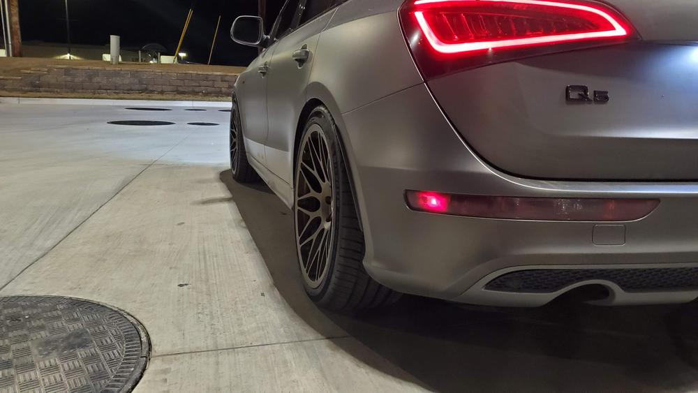 photo 6 Audi SQ5 custom wheels 21x10.0, ET +25, tire size 275/35 R21. x ET