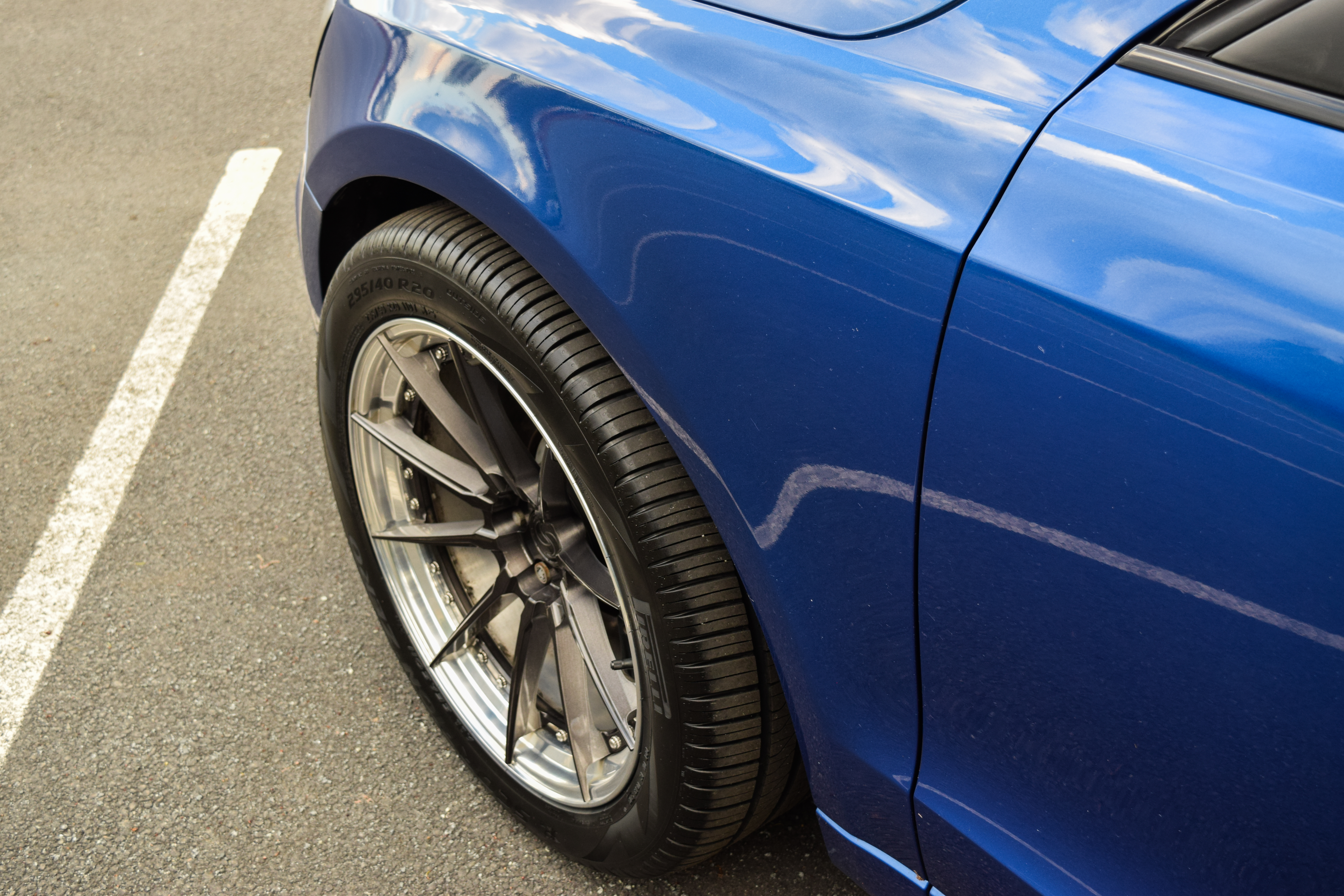 photo 2 Audi SQ5 custom wheels Signature SV303S 20x10.0, ET +20, tire size 295/40 R20. x ET