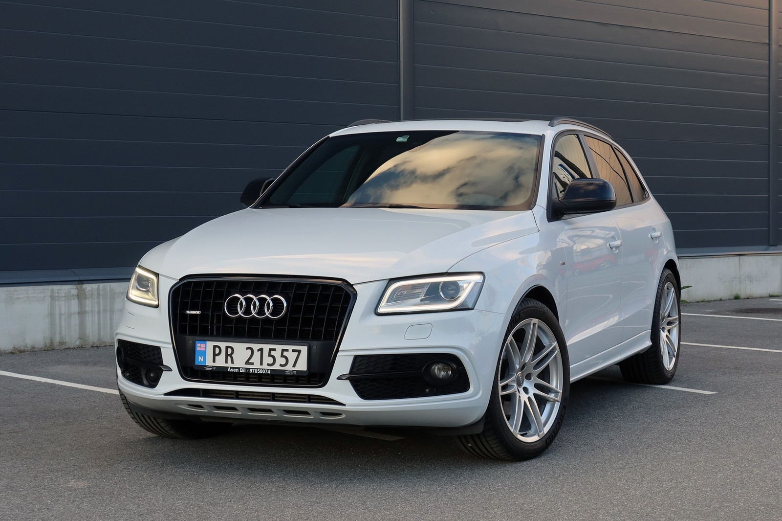photo 1 Audi SQ5 custom wheels S5 20x9.0, ET +29, tire size 275/40 R20. x ET