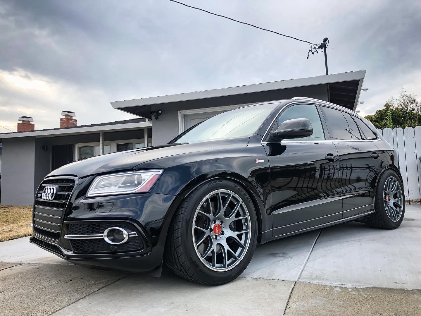 photo 1 Audi SQ5 custom wheels   20x10.5, ET +25, tire size 295/40 R20. x ET 