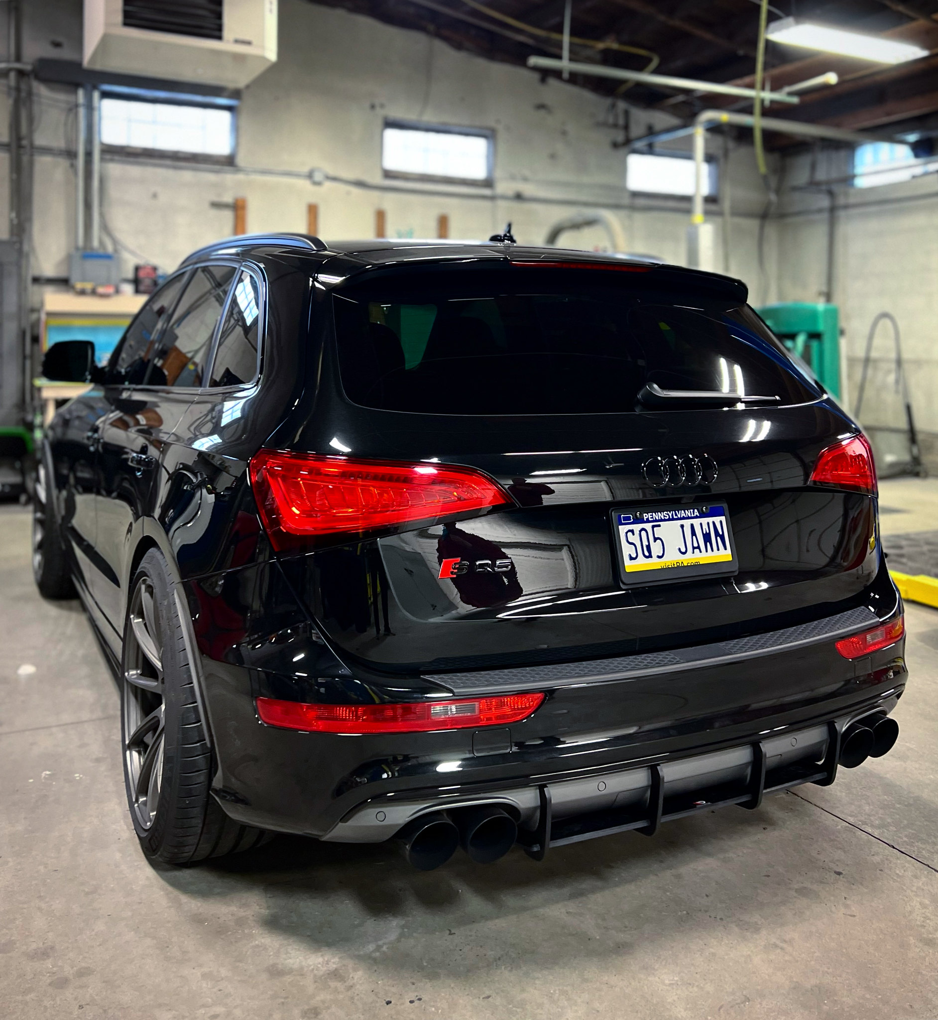 photo 2 Audi SQ5 custom wheels RZ10 21x10.5, ET +25, tire size 295/35 R21. x ET