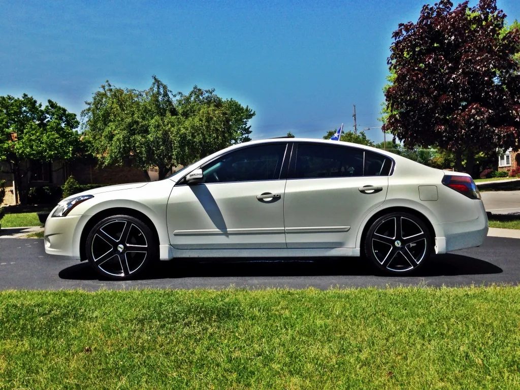 photo 2 Nissan Altima custom wheels   x, ET , tire size X R. x ET 