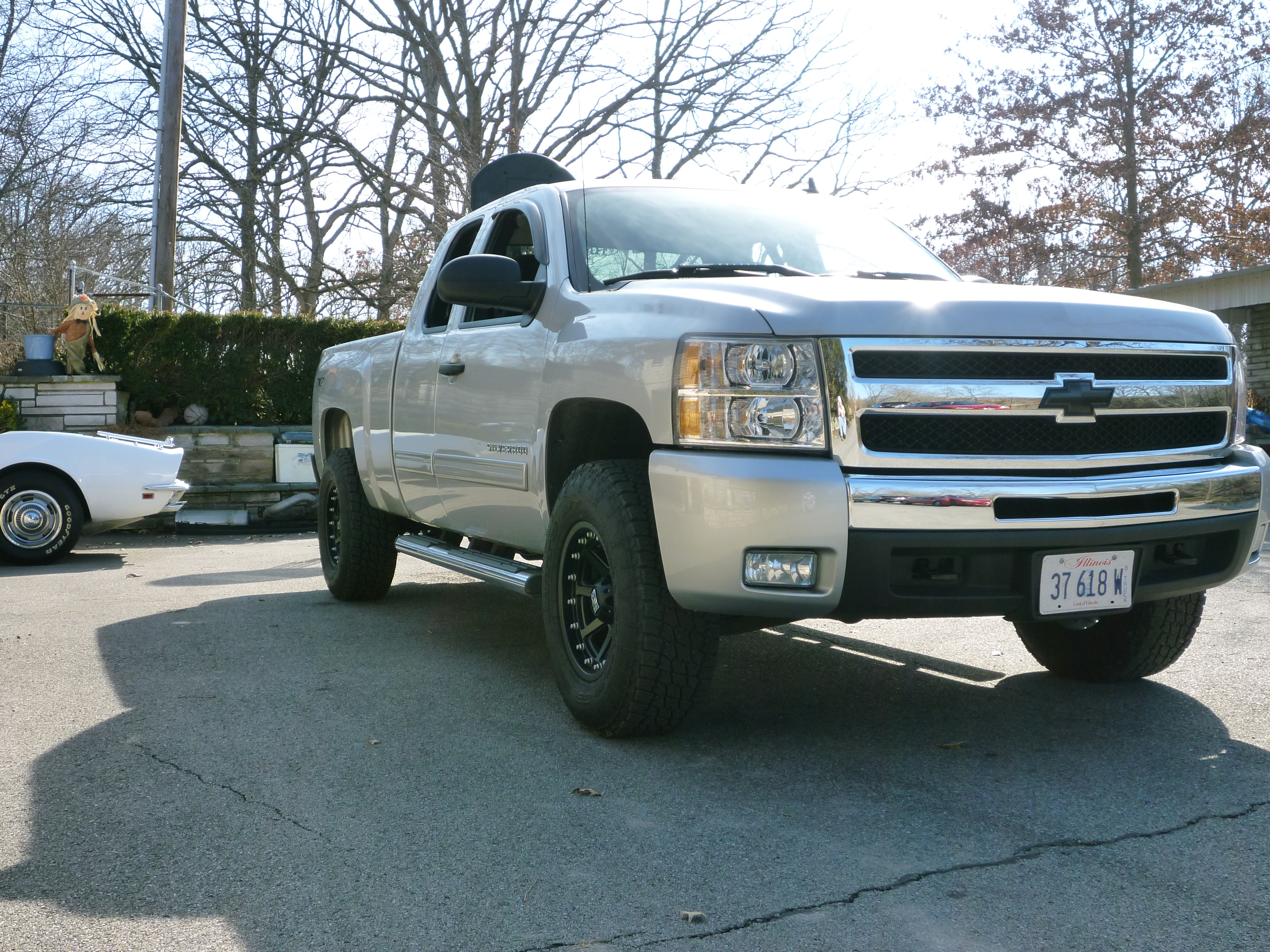 photo 1 Chevrolet Silverado 1500 custom wheels   17x9.0, ET -12, tire size 285/70 R17. x ET 