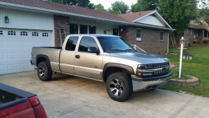 2002 Chevrolet Silverado 1500 custom wheel setup