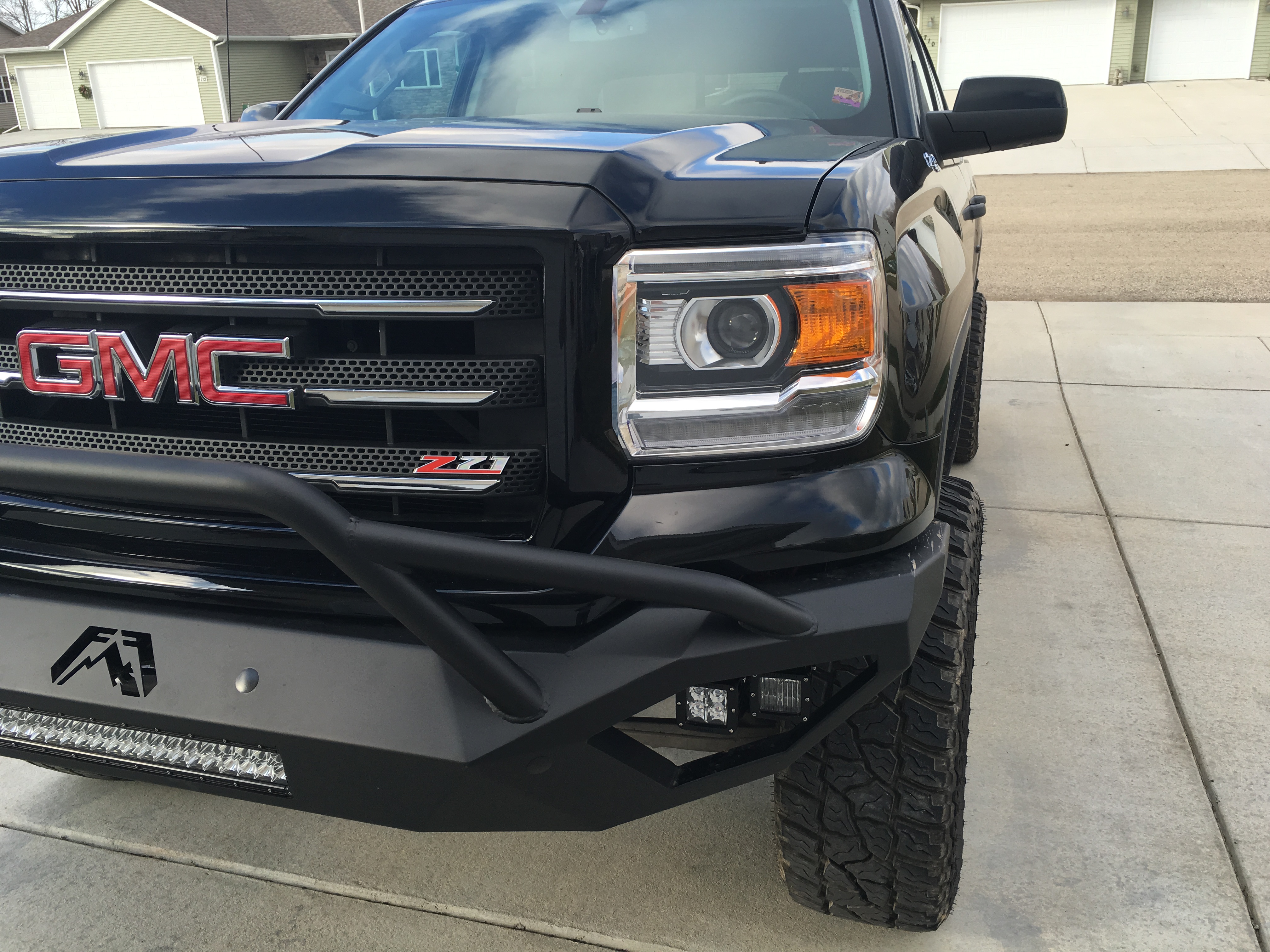 photo 1 GMC Sierra 1500 custom wheels   20x9.0, ET +18, tire size 35X12.5 R20. x ET 