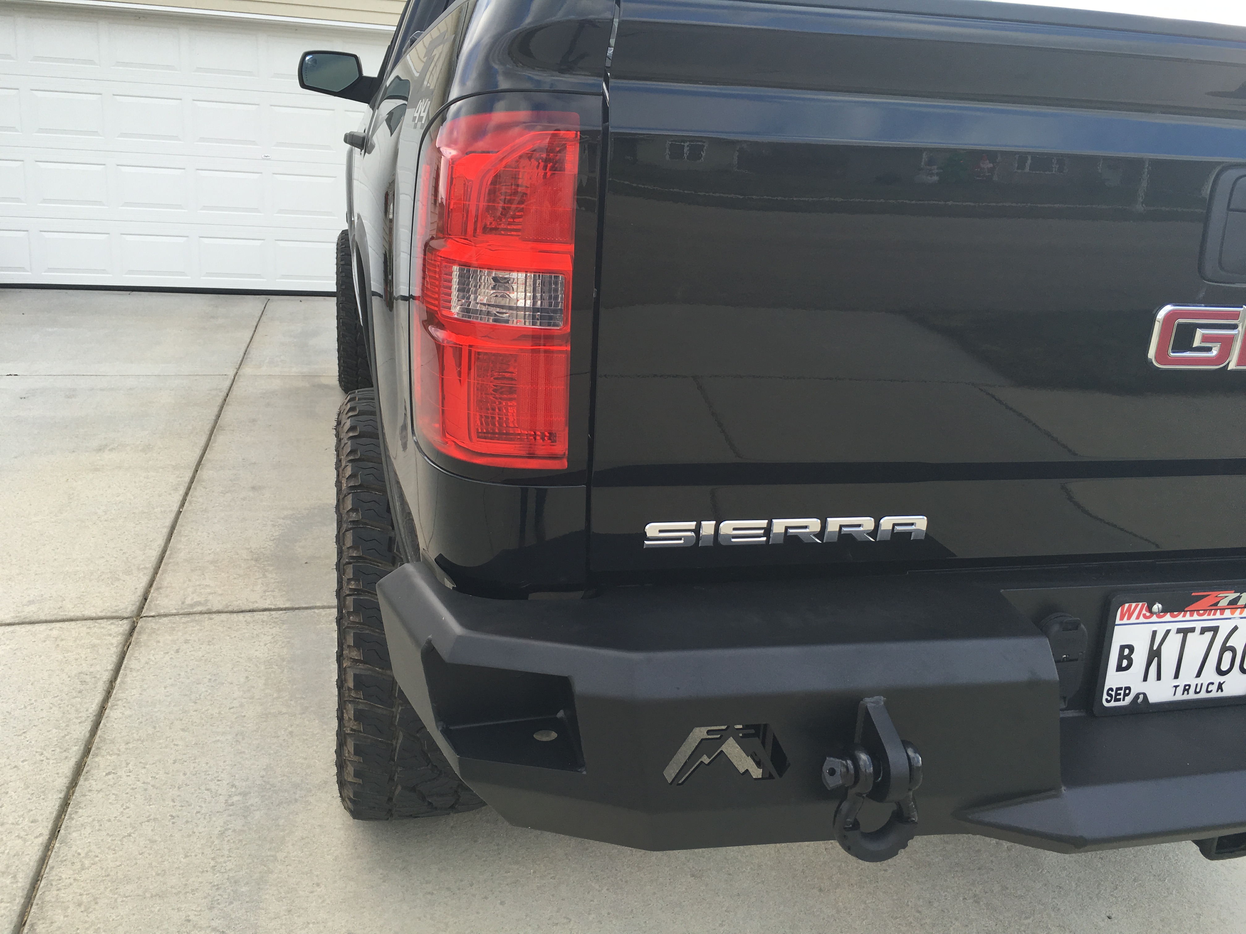 photo 3 GMC Sierra 1500 custom wheels   20x9.0, ET +18, tire size 35X12.5 R20. x ET 