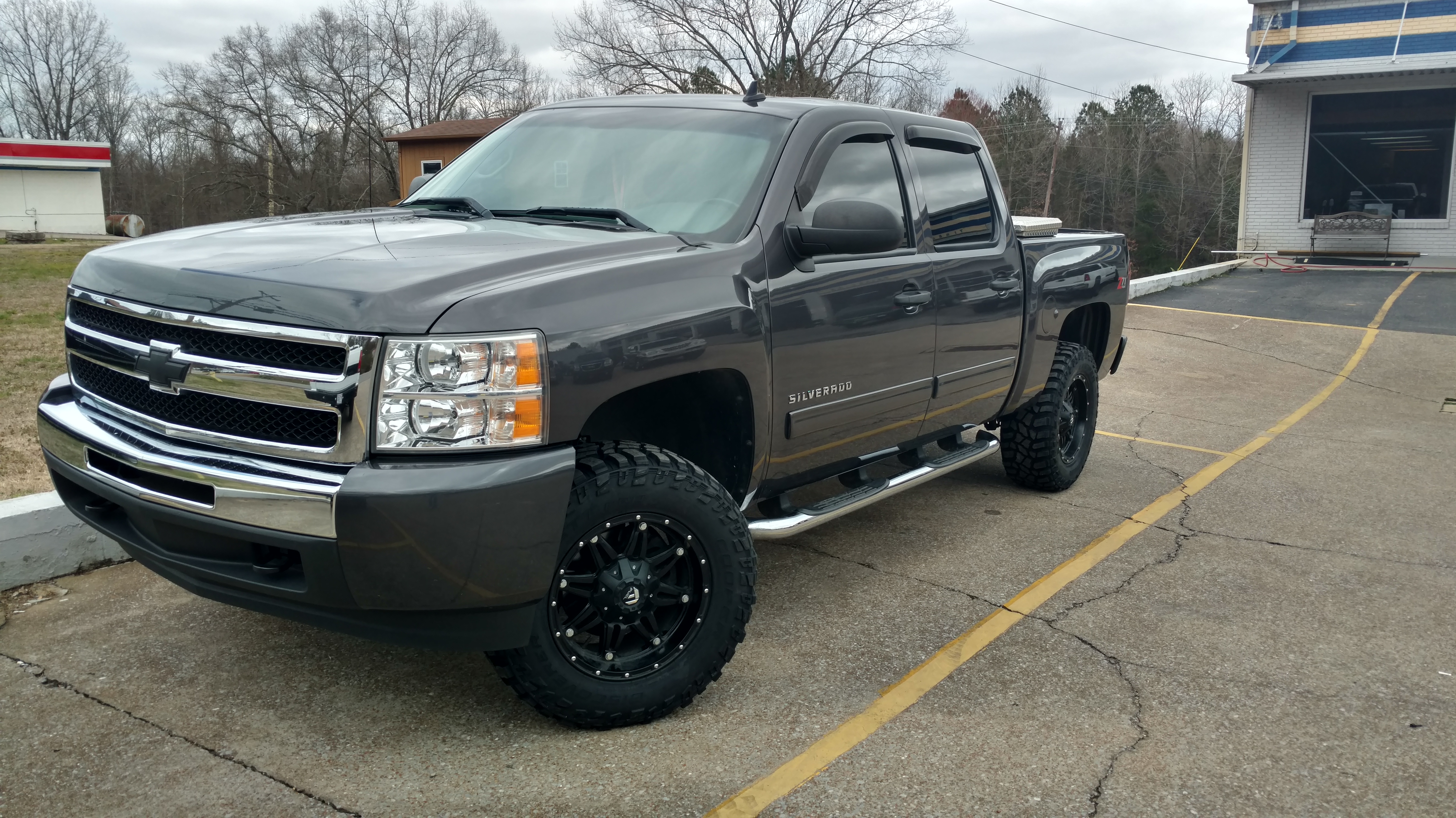 photo 4 Chevrolet Silverado 1500 custom wheels   18x9.0, ET +18, tire size 285/65 R18. x ET 