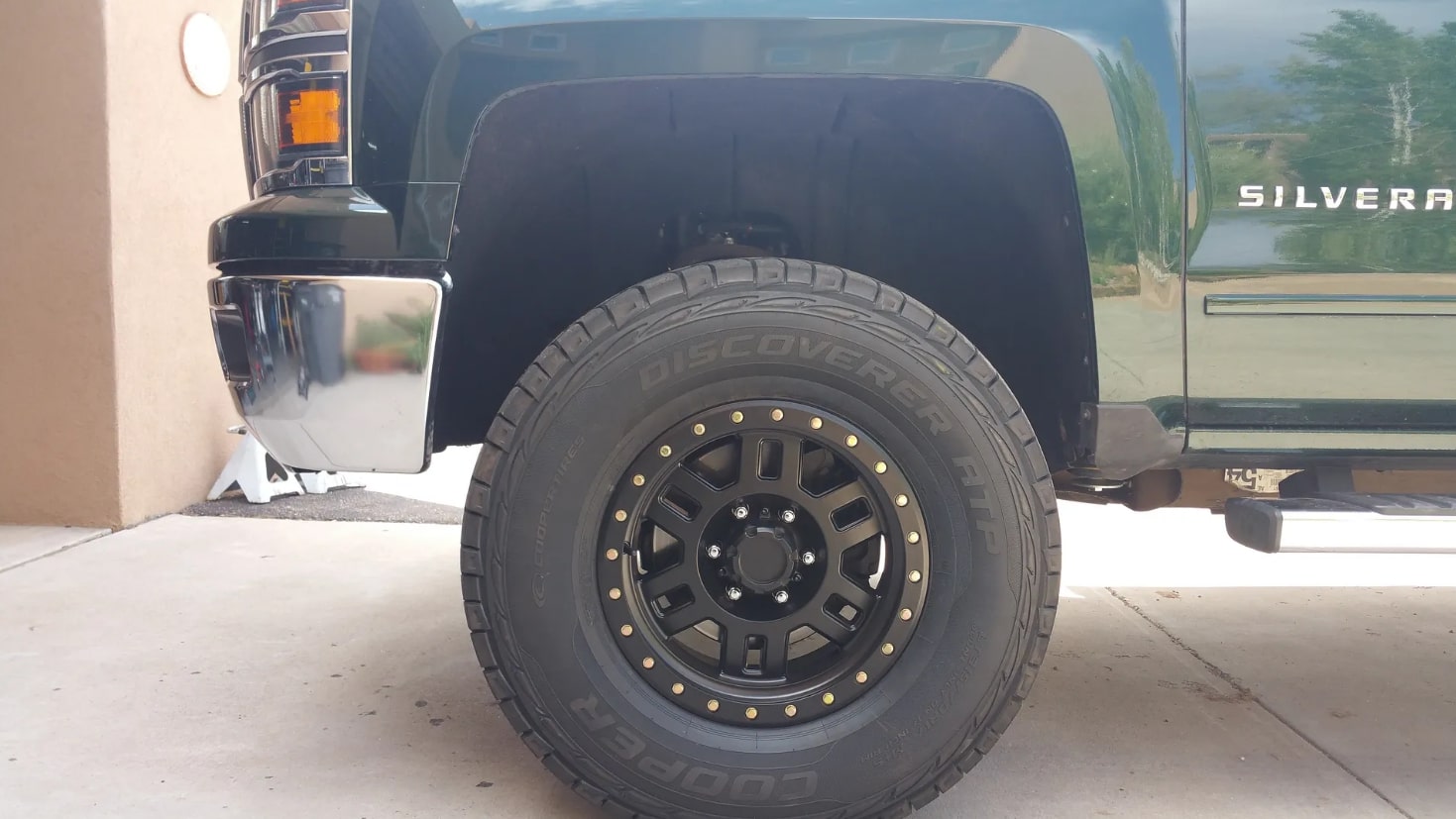 photo 3 Chevrolet Silverado 1500 custom wheels   17x8.5, ET 0, tire size 315/70 R17. x ET 