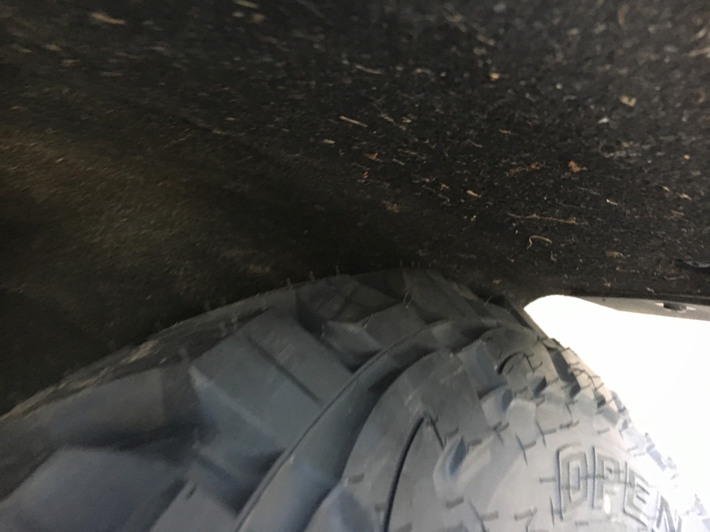 photo 3 Chevrolet Silverado 1500 custom wheels   17x9.0, ET 0, tire size 33X12.5 R17. x ET 