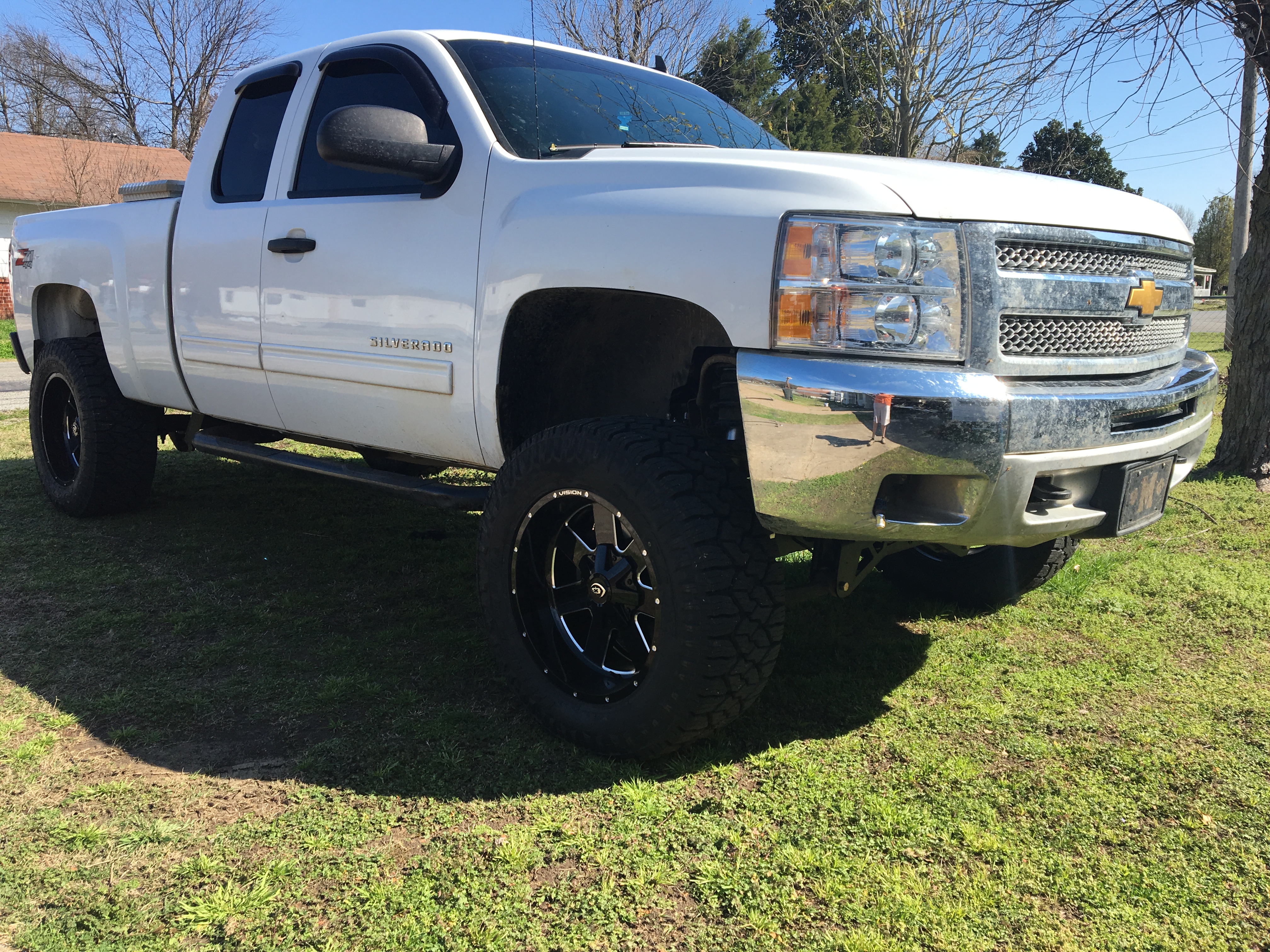 photo 1 Chevrolet Silverado 1500 custom wheels   20x10.0, ET -25, tire size 35X12.5 R20. x ET 