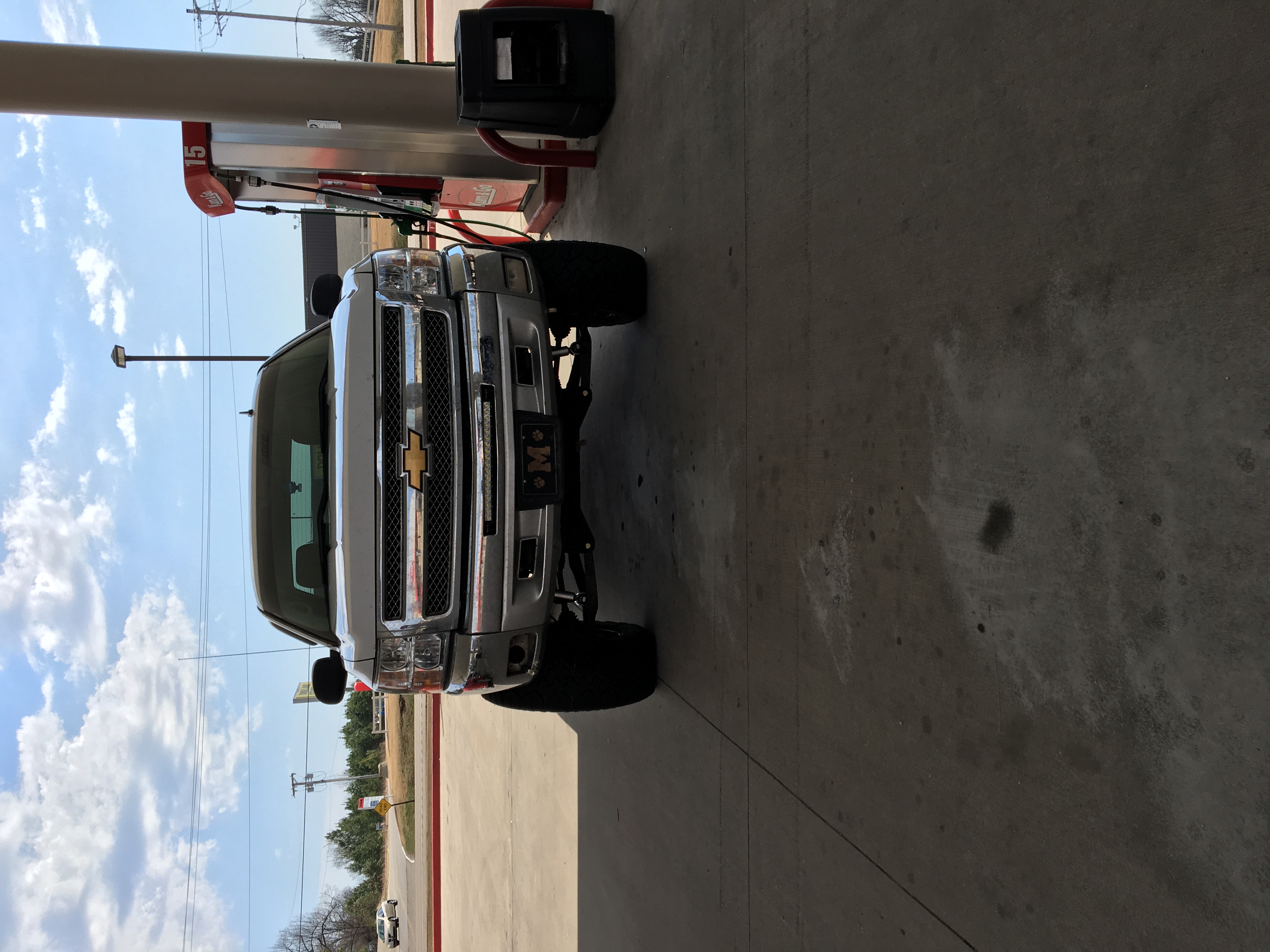 photo 3 Chevrolet Silverado 1500 custom wheels   20x10.0, ET -25, tire size 35X12.5 R20. x ET 