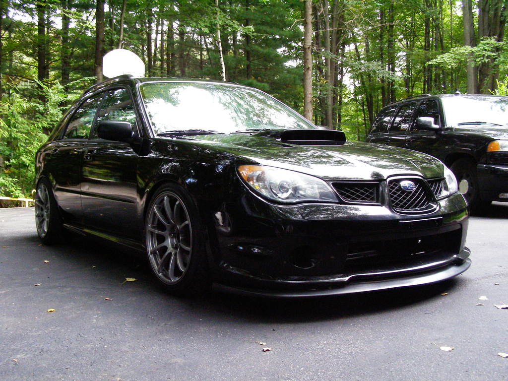 photo 1 Subaru Impreza WRX custom wheels Rota G-Force 18x9.0, ET +35, tire size 235/40 R18. x ET 