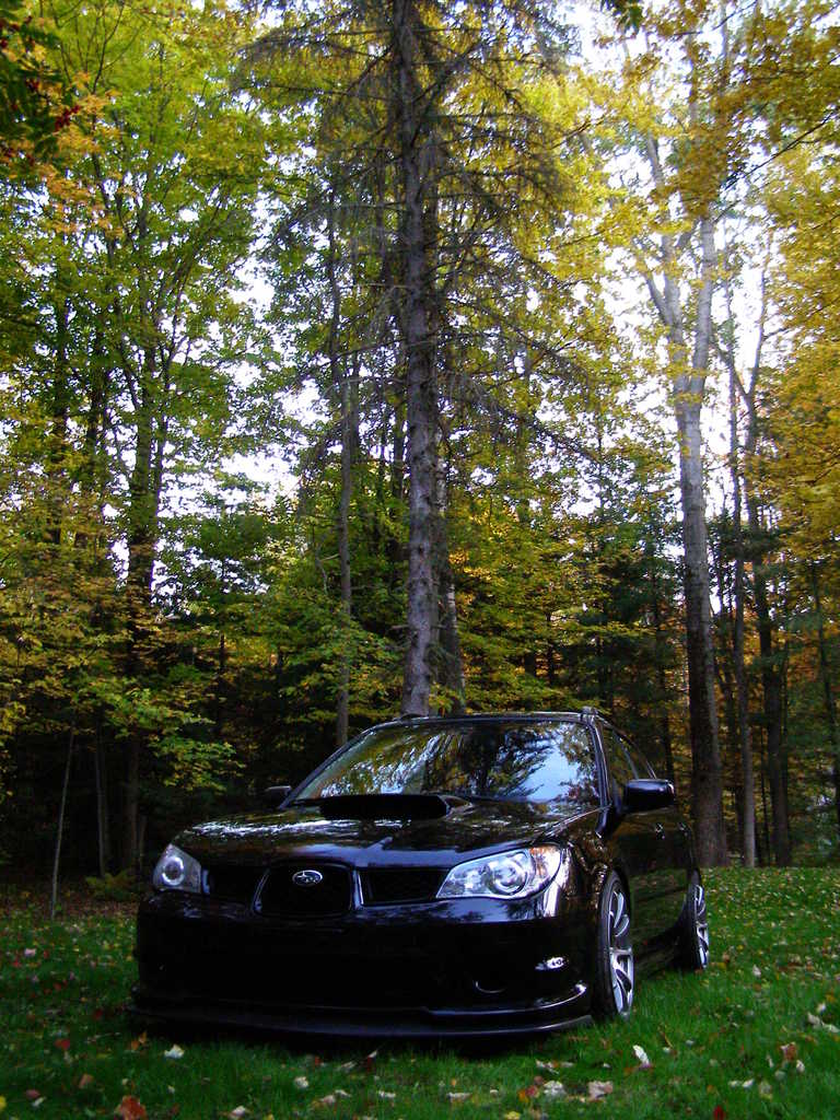 photo 8 Subaru Impreza WRX custom wheels Rota G-Force 18x9.0, ET +35, tire size 235/40 R18. x ET 
