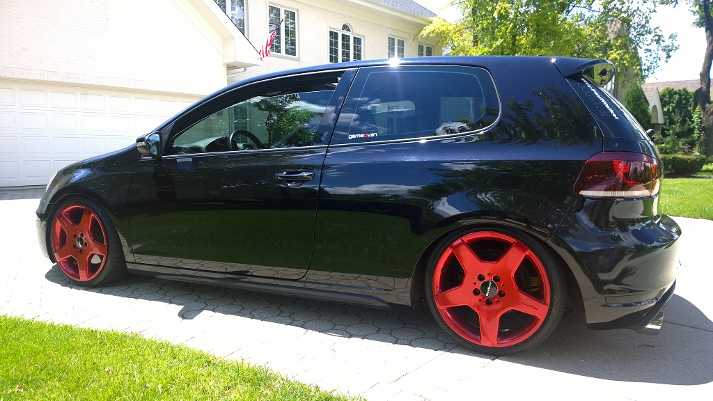 photo 2 Volkswagen Golf custom wheels AMG Monoblock 18x8.5, ET +44, tire size 215/35 R18. x ET 