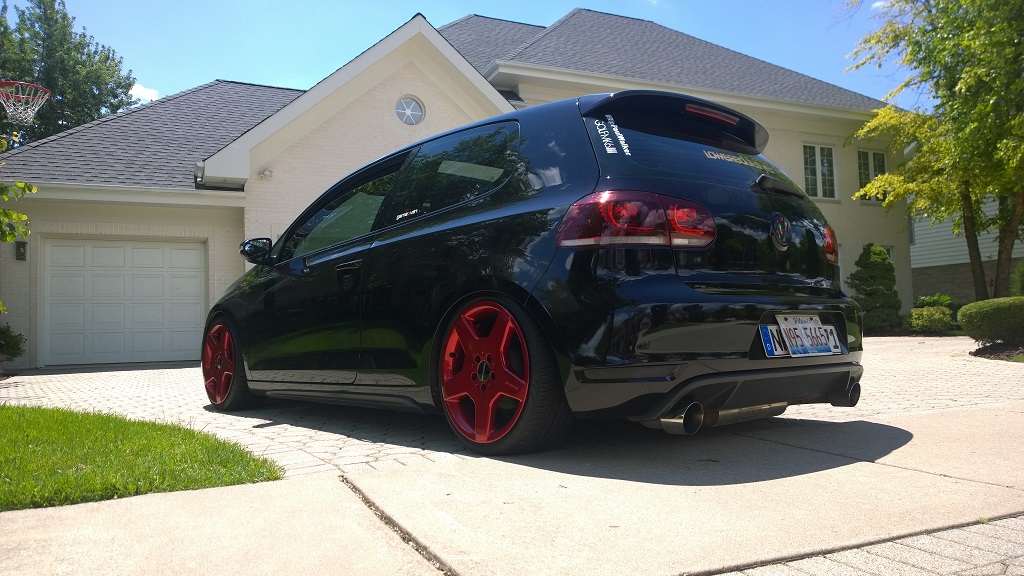 photo 3 Volkswagen Golf custom wheels AMG Monoblock 18x8.5, ET +44, tire size 215/35 R18. x ET 