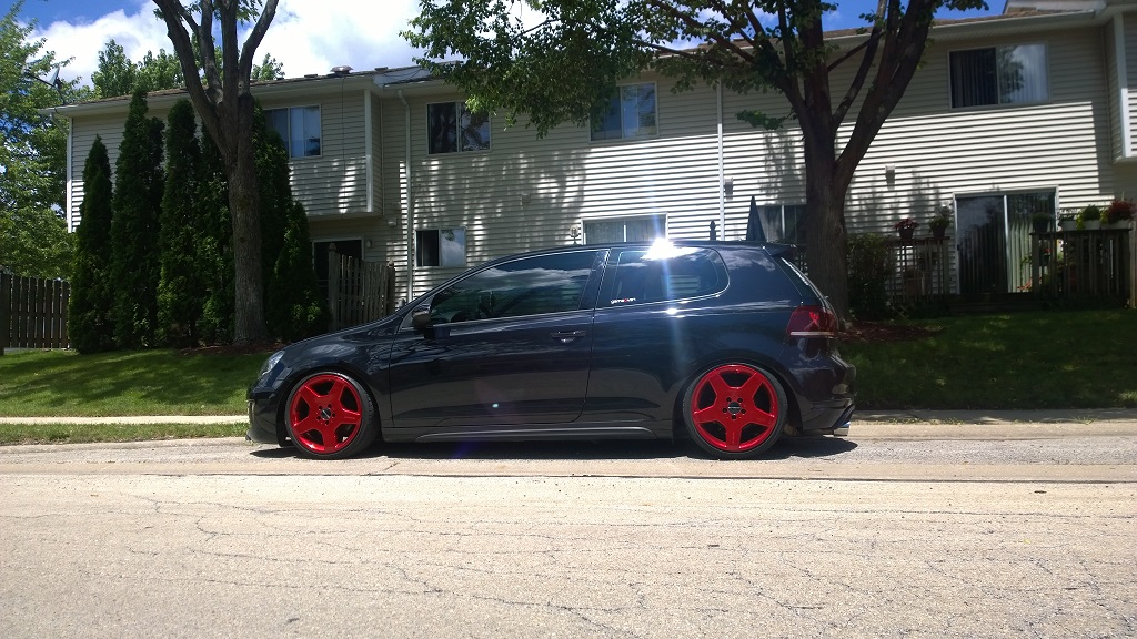 photo 4 Volkswagen Golf custom wheels AMG Monoblock 18x8.5, ET +44, tire size 215/35 R18. x ET 