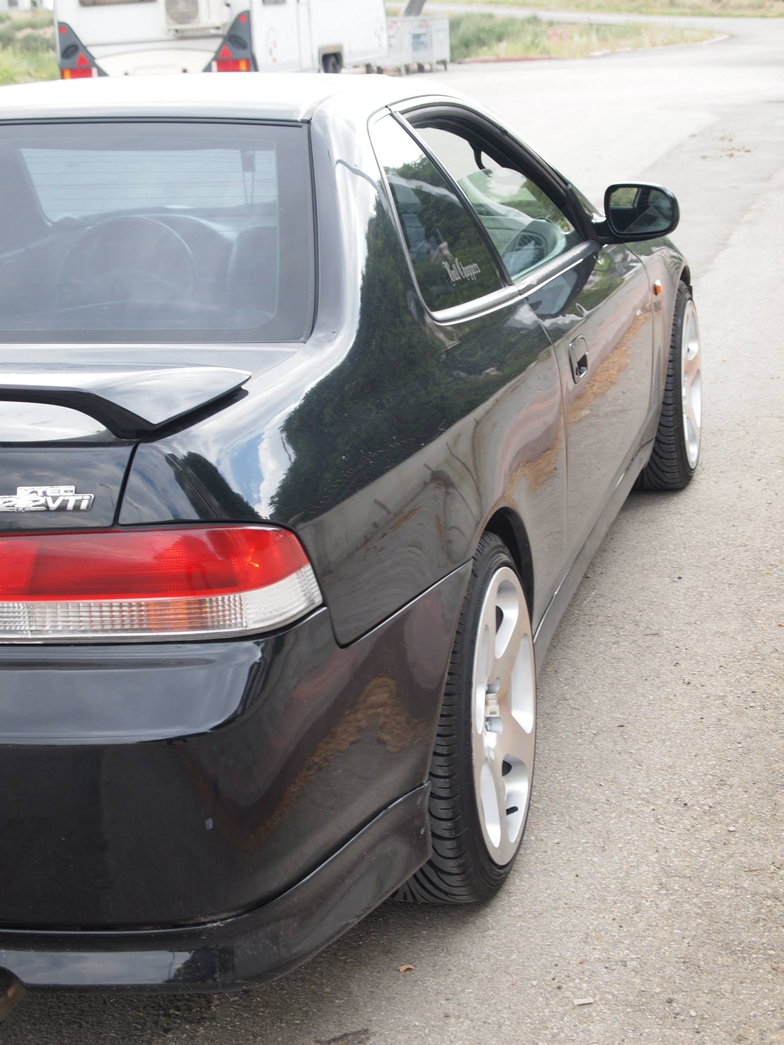 photo 3 Honda Prelude custom wheels Rotiform Nue 17x8.0, ET +30, tire size 205/40 R17. x ET 