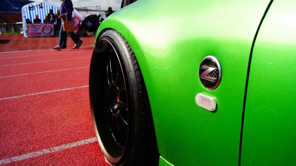 photo 4 Nissan 350Z custom wheels Work VS-XX 20x10.0, ET 0, tire size 235/35 R20. 20x12.0 ET-4 275/30 R20