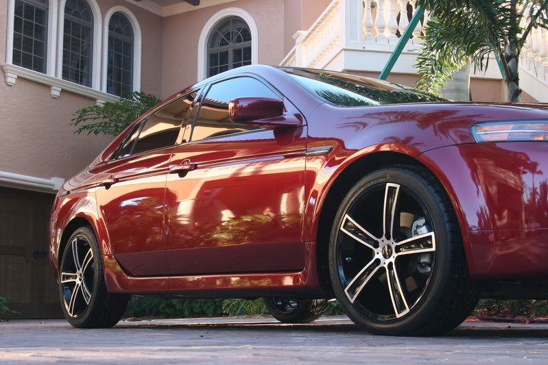photo 1 Acura TL custom wheels MOMO STRIKE 18x8.0, ET +32, tire size 235/40 R18. x ET 