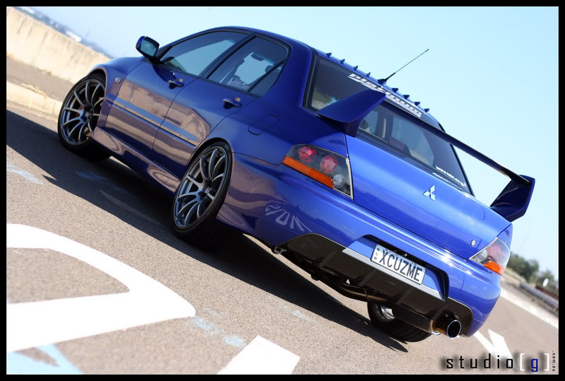 photo 3 Mitsubishi Lancer Evolution custom wheels Advan RS 19x9.0, ET +29, tire size 245/35 R19. x ET 