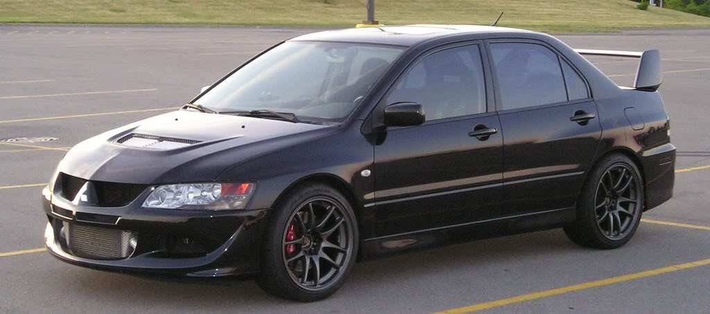 photo 3 Mitsubishi Lancer Evolution custom wheels Emotion CR Kai 18x9.5, ET +20, tire size 245/40 R18. 18x9.5 ET+30 