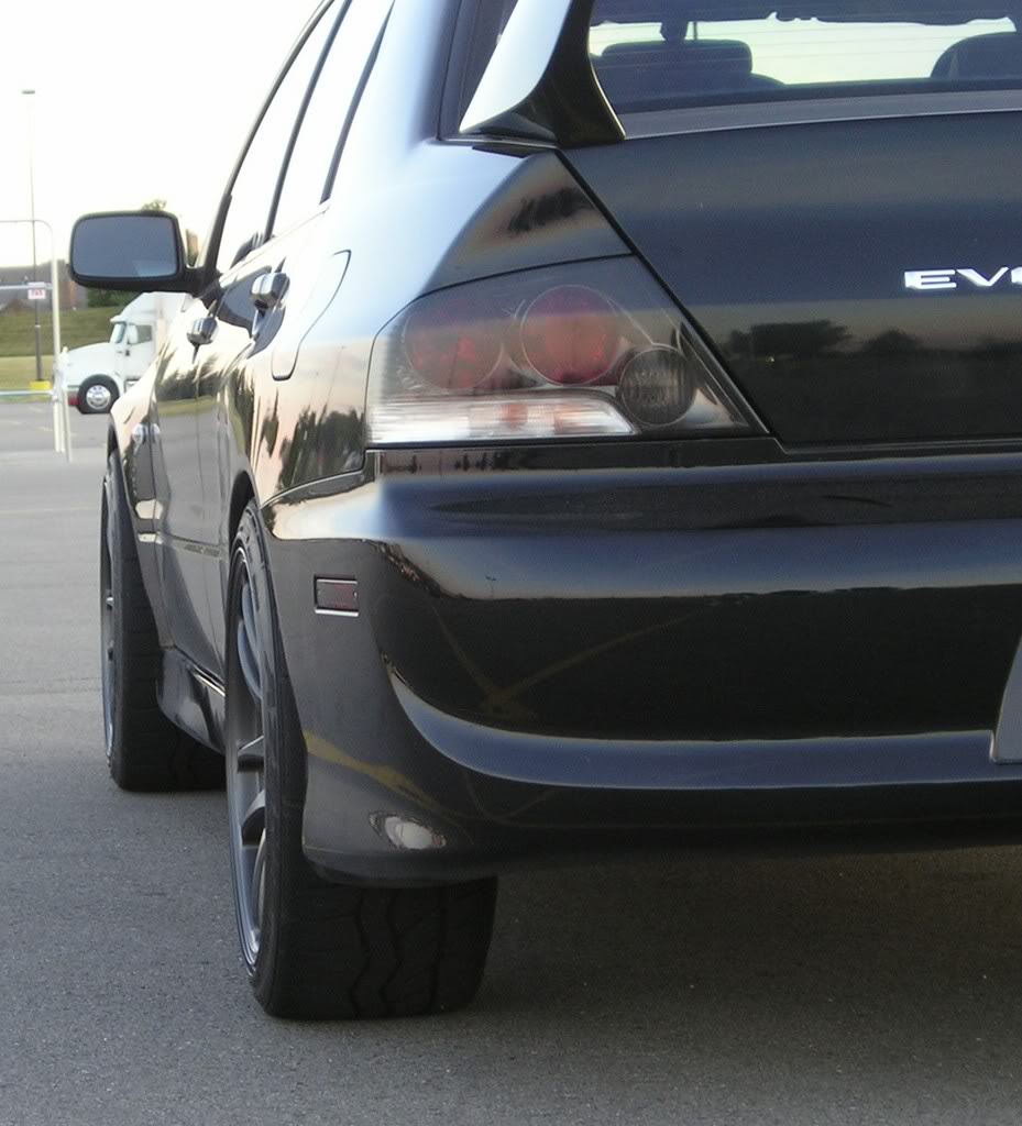 photo 4 Mitsubishi Lancer Evolution custom wheels Emotion CR Kai 18x9.5, ET +20, tire size 245/40 R18. 18x9.5 ET+30 