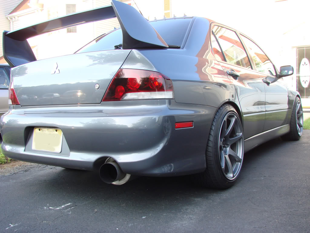 photo 4 Mitsubishi Lancer Evolution custom wheels Battle MB 18x9.5, ET +15, tire size 235/40 R18. 18x9.5 ET+15 