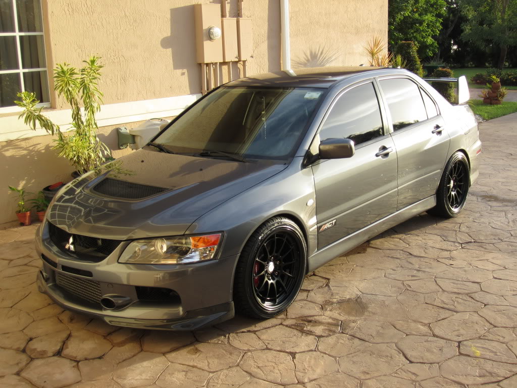 photo 2 Mitsubishi Lancer Evolution custom wheels Enkei  NT03+M 18x9.5, ET +27, tire size 255/35 R18. x ET 