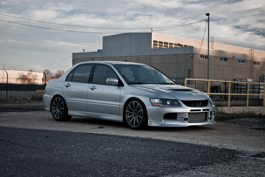 photo 4 Mitsubishi Lancer Evolution custom wheels Advan Racing  RS 18x9.0, ET +29, tire size 245/35 R18. x ET 
