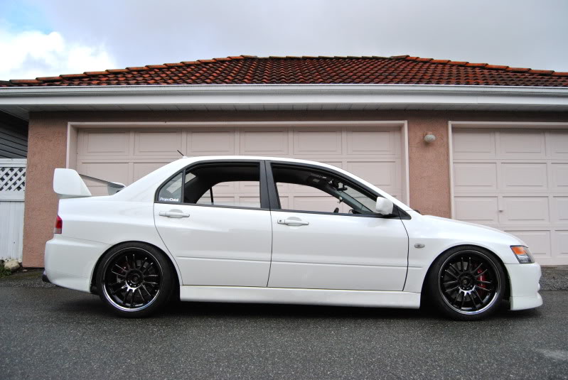 photo 2 Mitsubishi Lancer Evolution custom wheels Rota SVN-R 18x10.0, ET +20, tire size 245/35 R18. x ET 