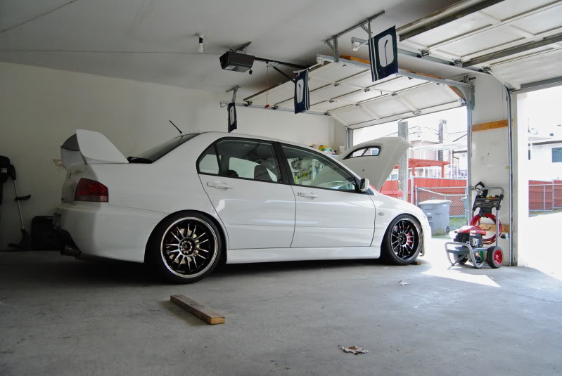 photo 4 Mitsubishi Lancer Evolution custom wheels Rota SVN-R 18x10.0, ET +20, tire size 245/35 R18. x ET 