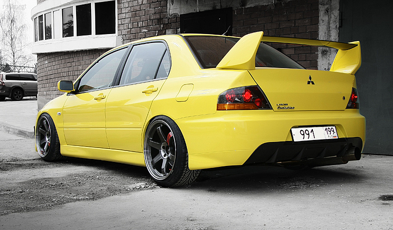photo 3 Mitsubishi Lancer Evolution custom wheels Volk  TE37SL  18x10.5, ET +15, tire size 225/40 R18. x ET 