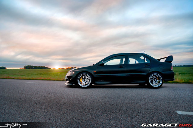 photo 2 Mitsubishi Lancer Evolution custom wheels Enkei RPF1 SBC 18x9.5, ET +15, tire size 235/40 R18. x ET