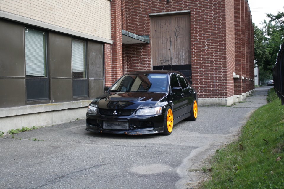 photo 3 Mitsubishi Lancer Evolution custom wheels Gram Light 57D 18x9.5, ET +22, tire size 255/35 R18. x ET
