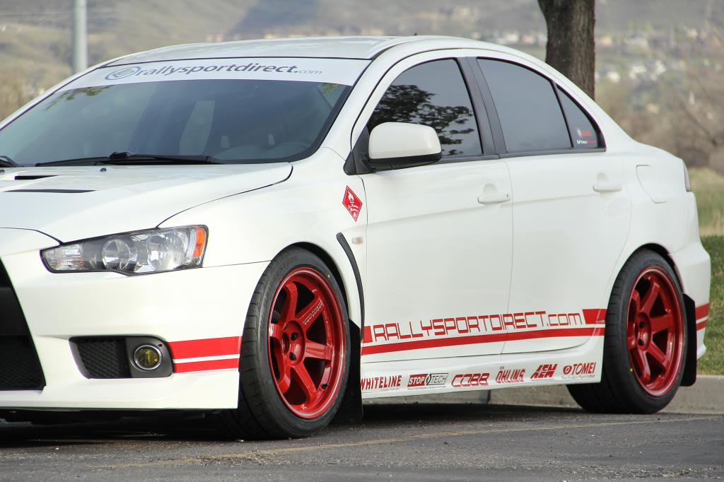 photo 3 Mitsubishi Lancer Evolution custom wheels Volk TE37RT 18x10.5, ET +18, tire size 275/35 R18. x ET