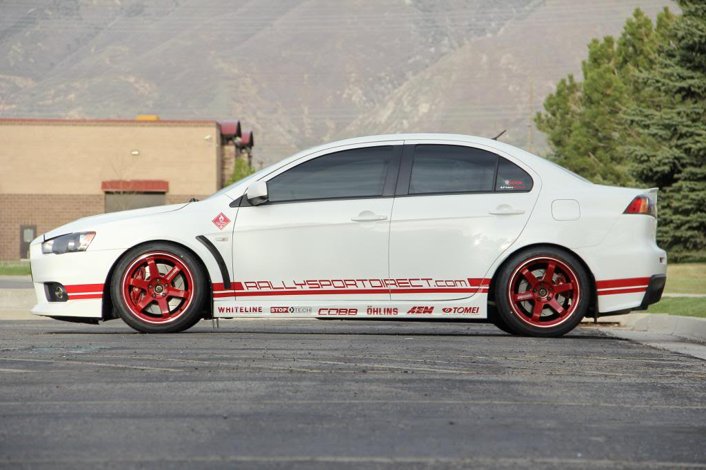 photo 4 Mitsubishi Lancer Evolution custom wheels Volk TE37RT 18x10.5, ET +18, tire size 275/35 R18. x ET