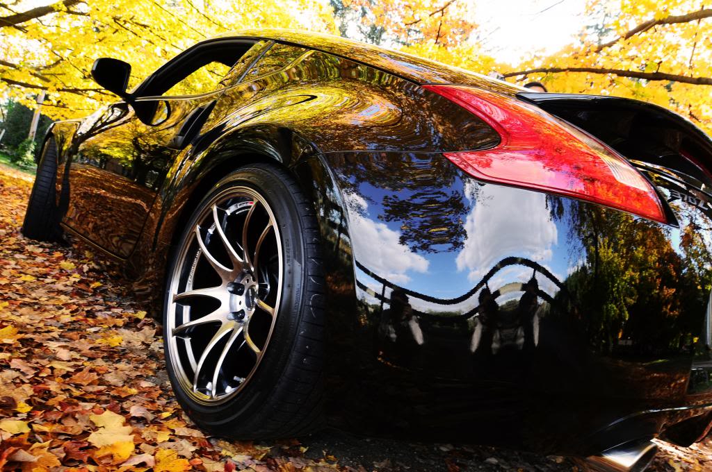 photo 2 Nissan 370Z custom wheels Work  Emotion CR 19x9.5, ET +15, tire size 245/40 R19. 19x10.5 ET+7 275/35 R19