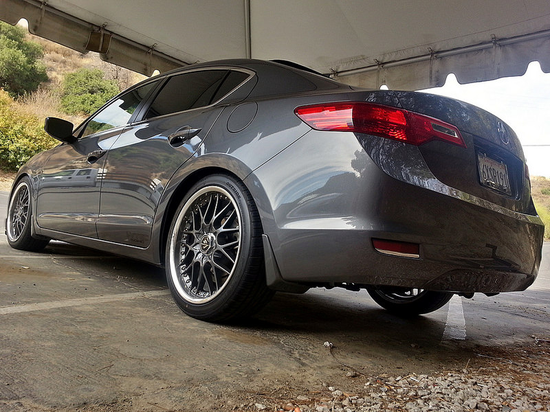 photo 2 Acura ILX custom wheels VS MX 18x8.0, ET +38, tire size 225/40 R18. x ET 